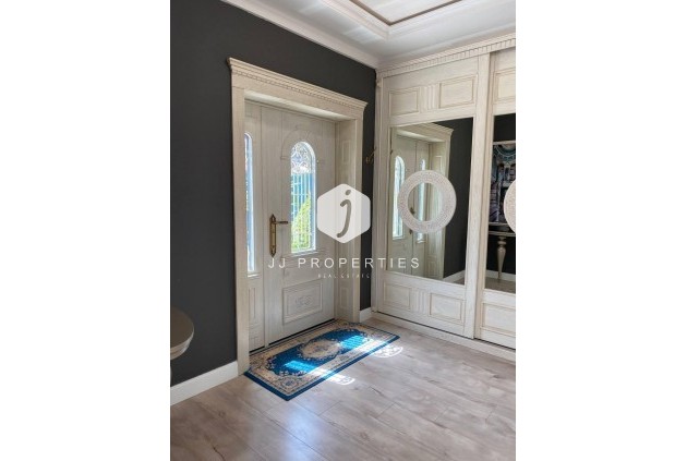 Resale - Villa -
Benijofar - Ciudad Quesada