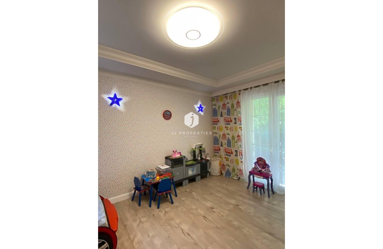 Resale - Villa -
Benijofar - Ciudad Quesada