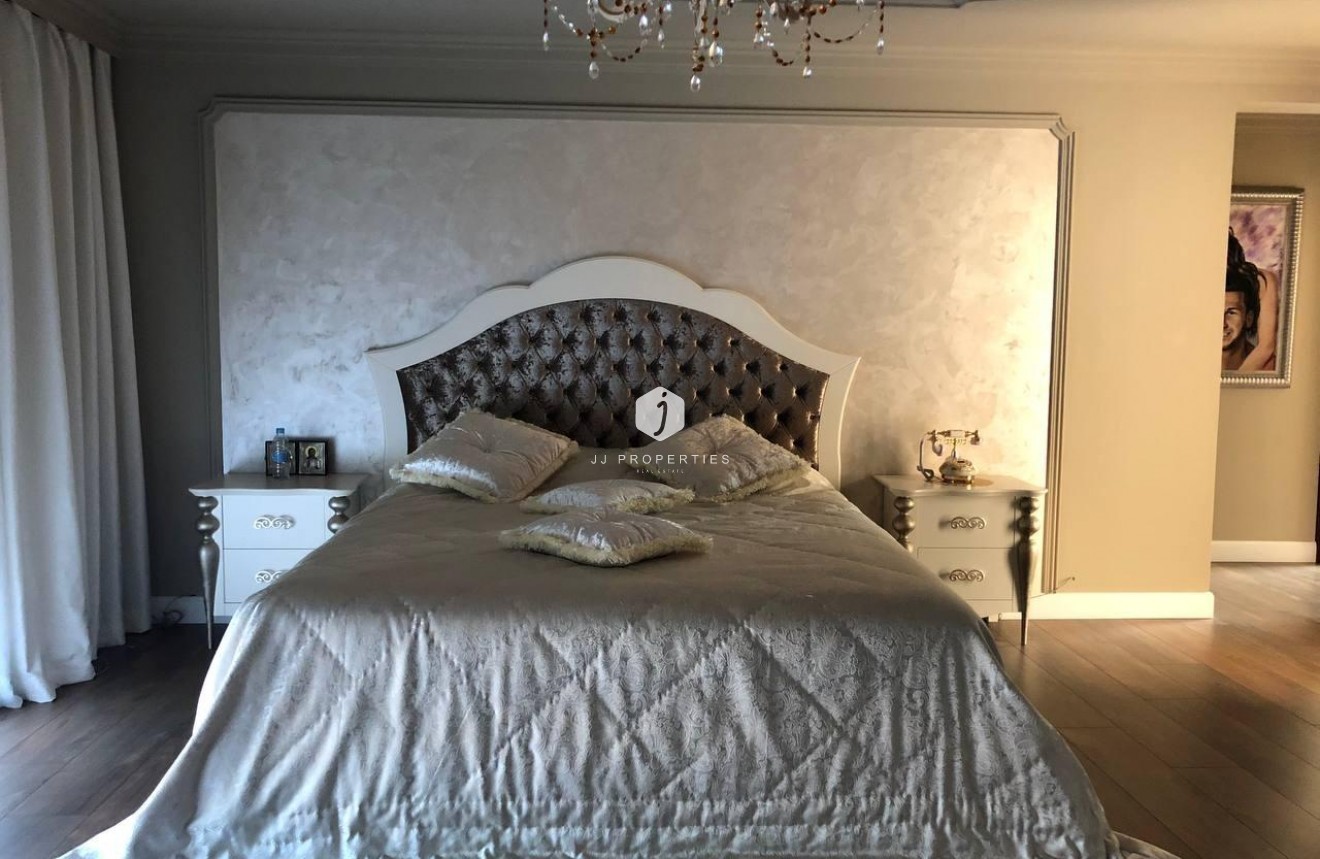 Resale - Villa -
Benijofar - Ciudad Quesada