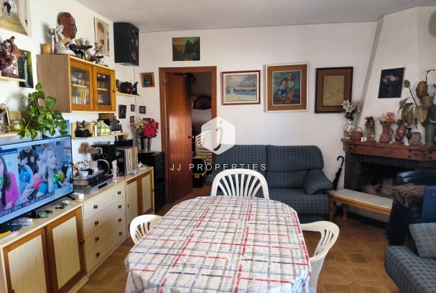 Resale - Chalet -
Orihuela Costa - Cabo Roig