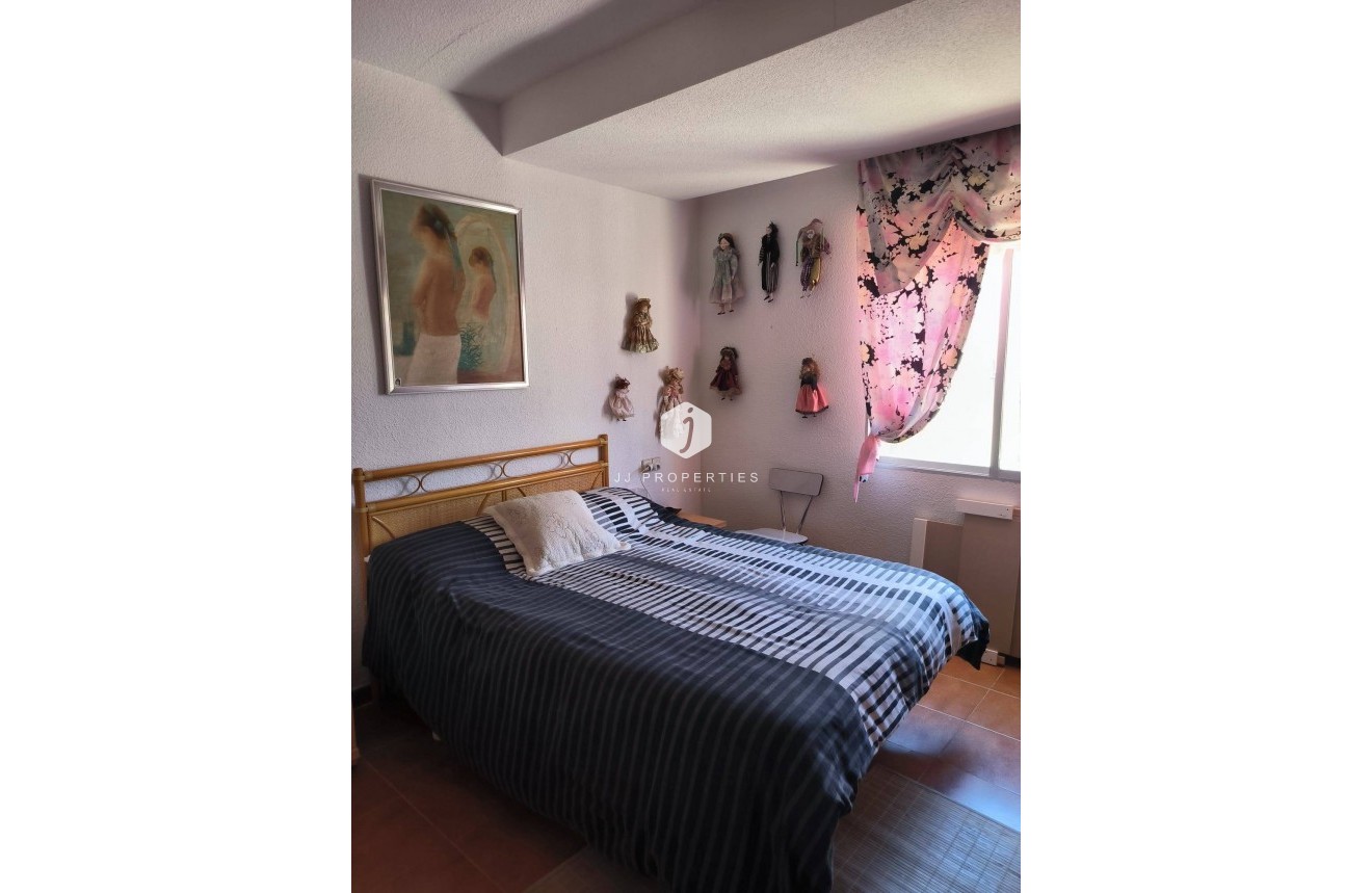Resale - Chalet -
Orihuela Costa - Cabo Roig