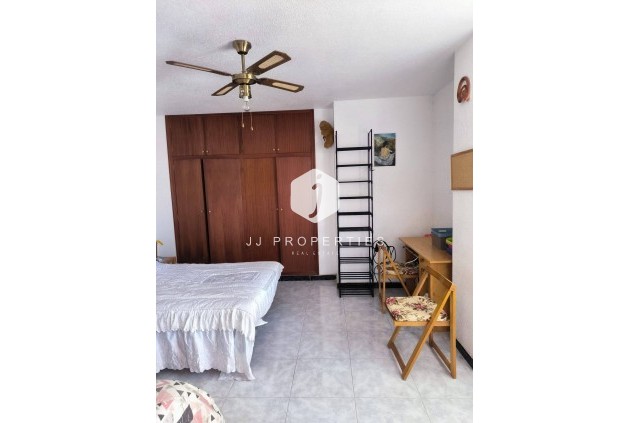 Resale - Chalet -
Orihuela Costa - Cabo Roig