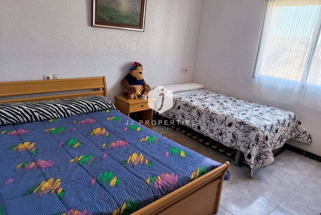 Resale - Chalet -
Orihuela Costa - Cabo Roig