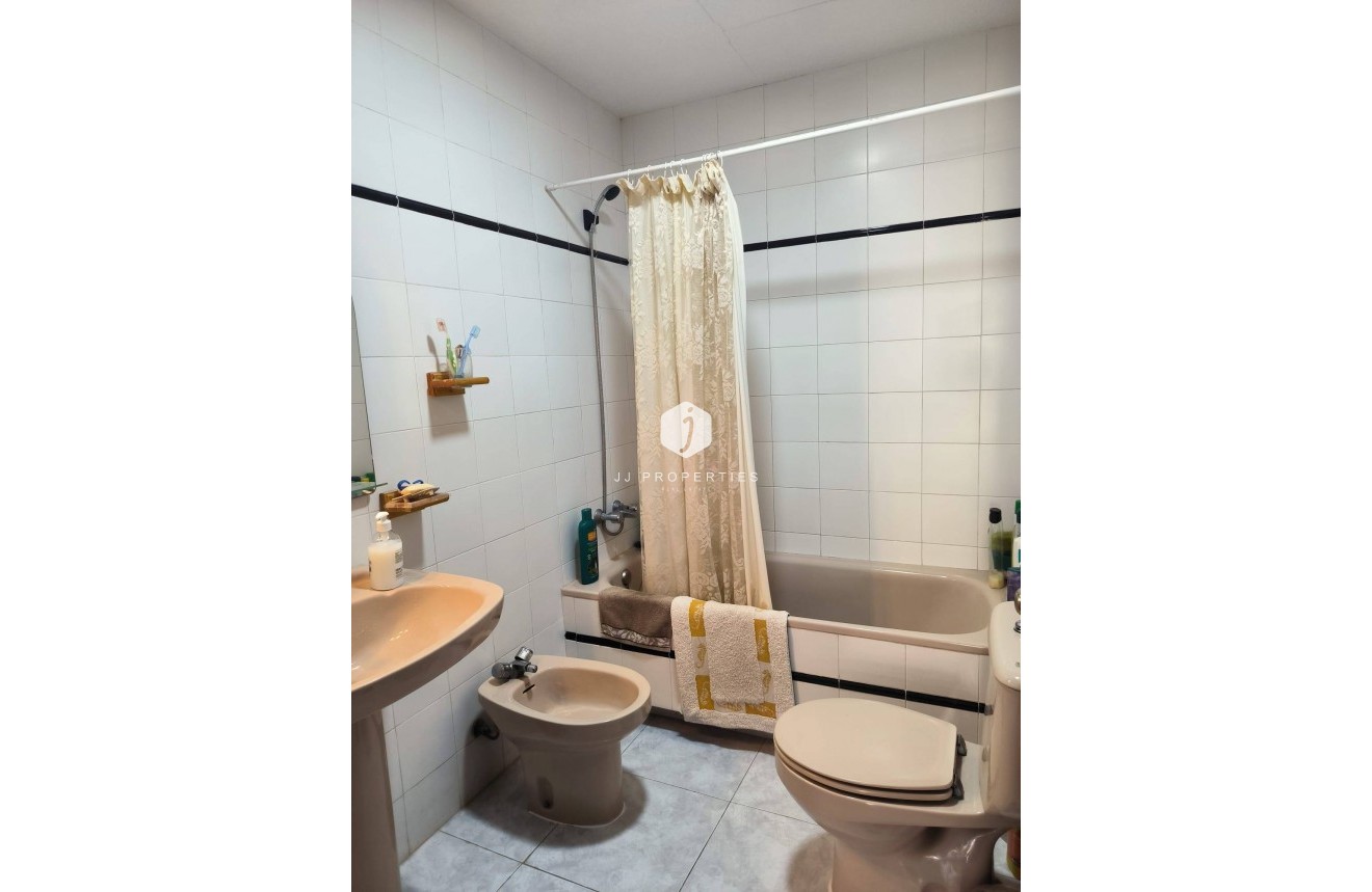 Resale - Chalet -
Orihuela Costa - Cabo Roig