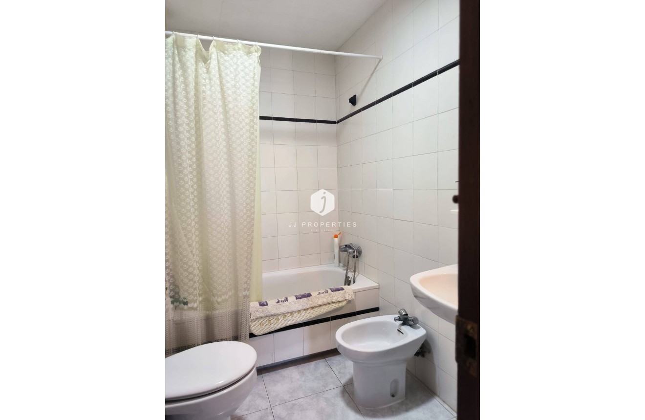 Resale - Chalet -
Orihuela Costa - Cabo Roig