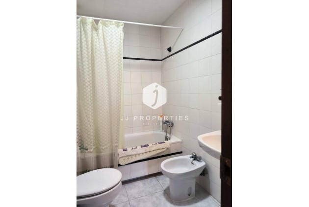 Resale - Chalet -
Orihuela Costa - Cabo Roig