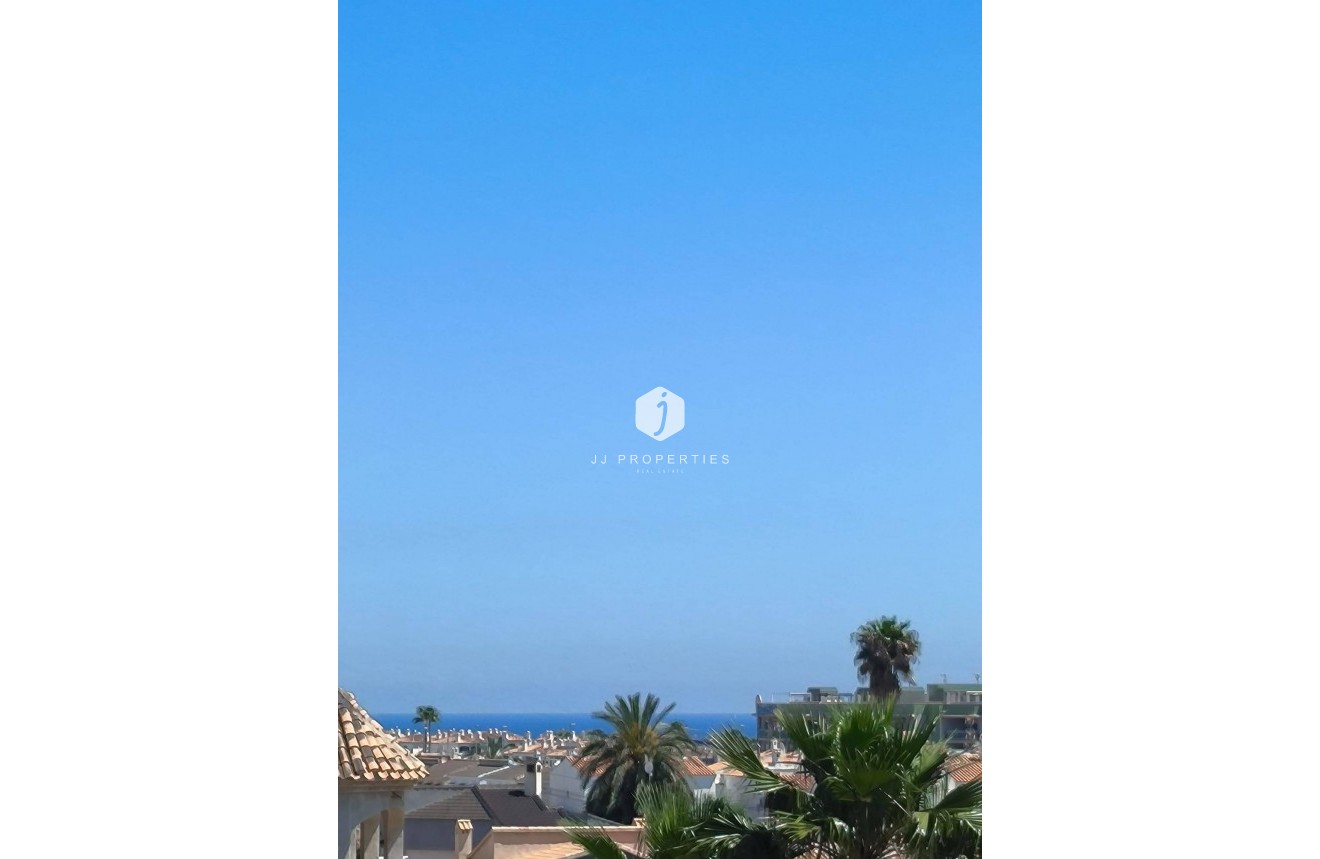 Resale - Chalet -
Orihuela Costa - Cabo Roig