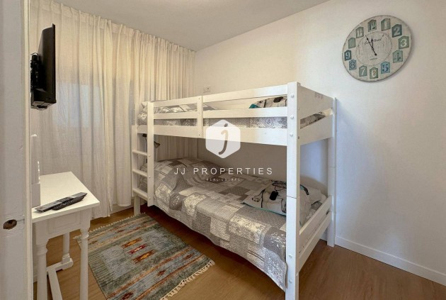 Resale - Apartment / flat -
Torrevieja - Centro