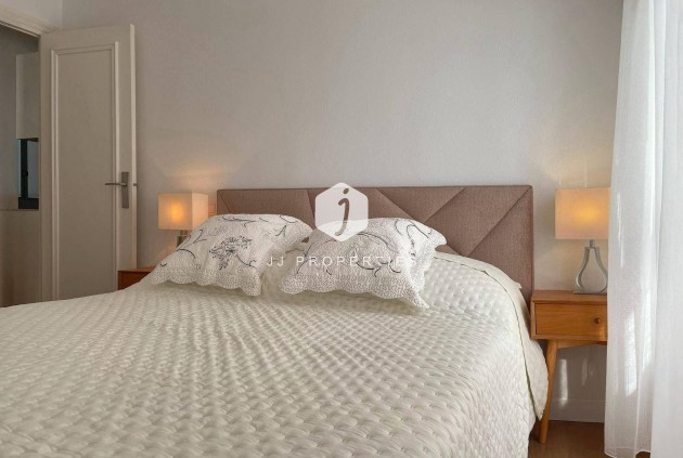 Resale - Apartment / flat -
Torrevieja - Centro