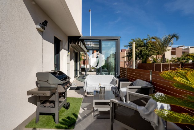 Resale - Villa -
Torrevieja - Aguas Nuevas 2