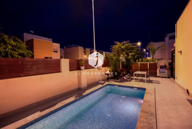 Resale - Villa -
Torrevieja - Aguas Nuevas 2