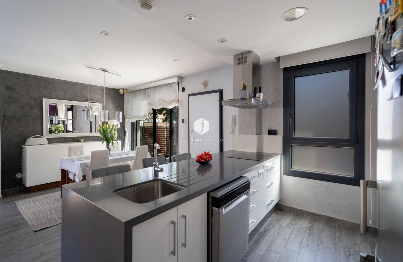 Resale - Villa -
Torrevieja - Aguas Nuevas 2