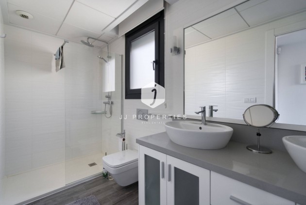 Resale - Villa -
Torrevieja - Aguas Nuevas 2