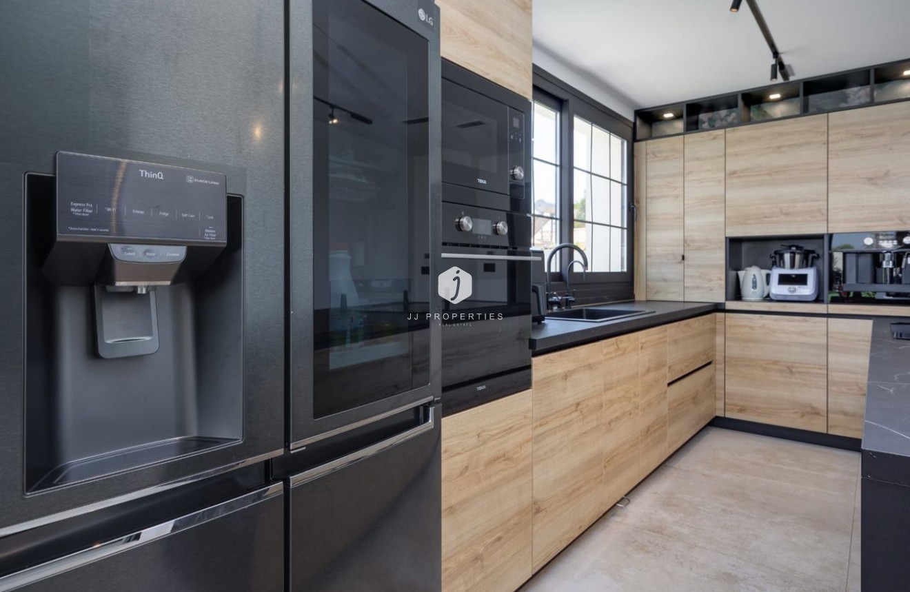 D'occasion - Villa -
Torrevieja - Costa Blanca