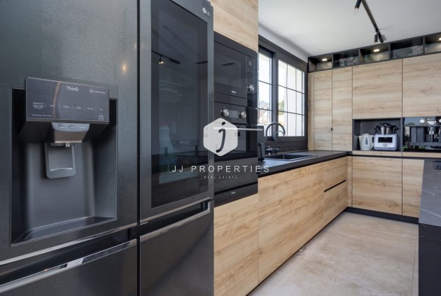 D'occasion - Villa -
Torrevieja - Costa Blanca