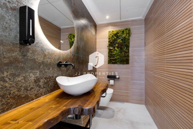 D'occasion - Villa -
Torrevieja - Costa Blanca