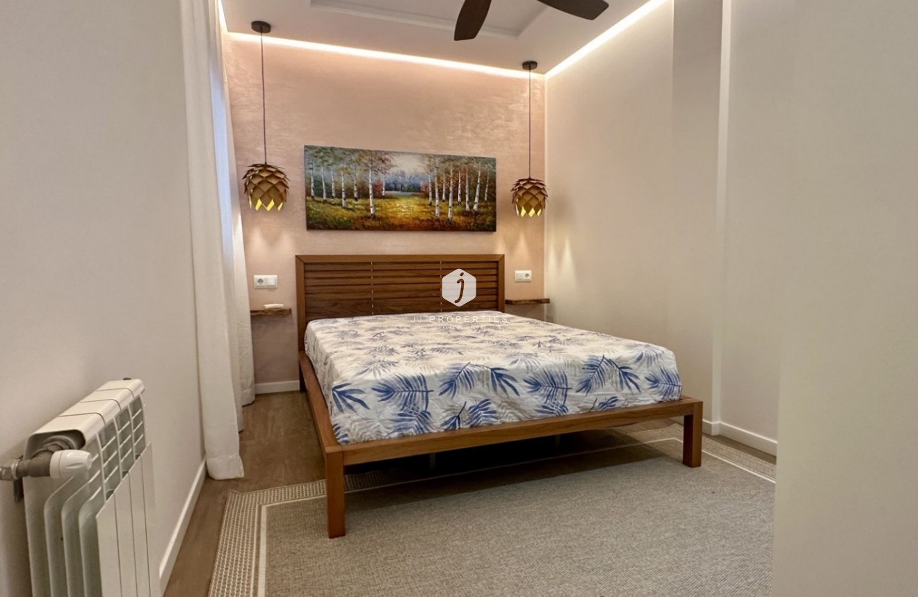 Tweedehands - Chalet -
Orihuela Costa - Costa Blanca