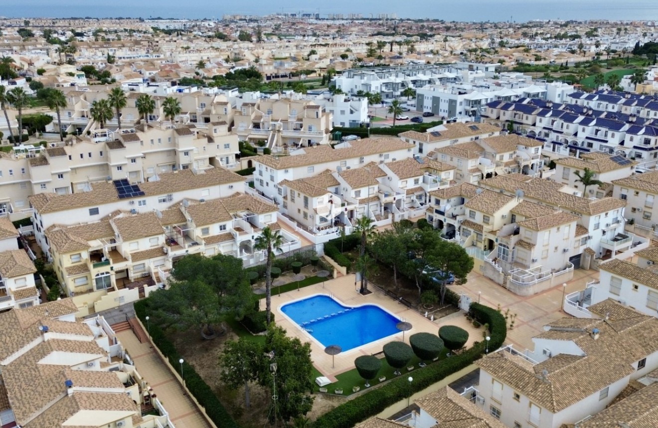 Tweedehands - Chalet -
Orihuela Costa - Costa Blanca