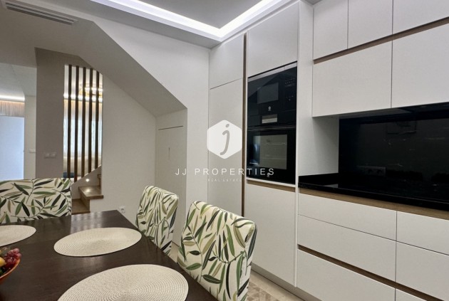 Tweedehands - Chalet -
Orihuela Costa - Costa Blanca