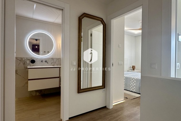 Tweedehands - Chalet -
Orihuela Costa - Costa Blanca