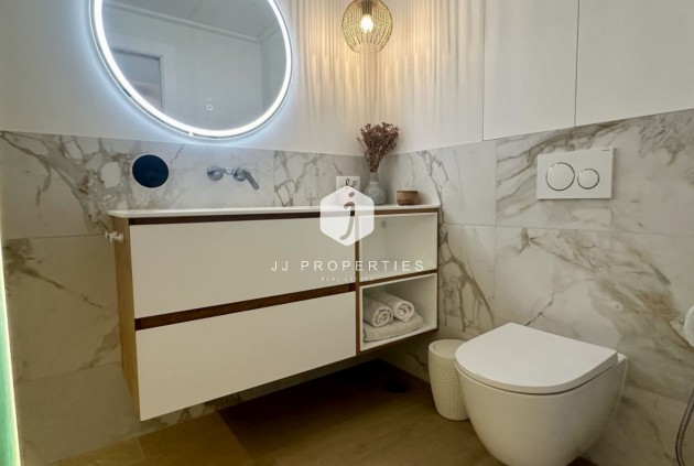 Tweedehands - Chalet -
Orihuela Costa - Costa Blanca