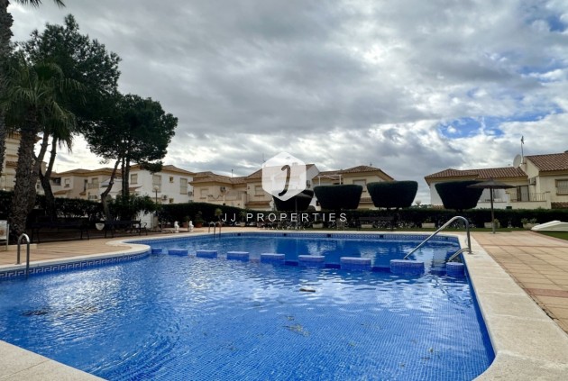 Tweedehands - Chalet -
Orihuela Costa - Costa Blanca
