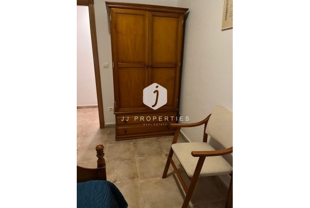 Aus zweiter Hand - Wohnung -
Almoradí - Centro Urbano 2