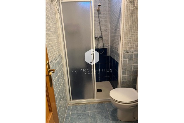 Aus zweiter Hand - Wohnung -
Almoradí - Centro Urbano 2