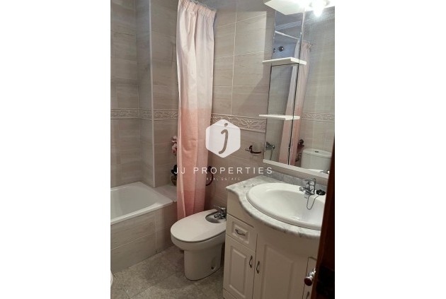 Aus zweiter Hand - Wohnung -
Almoradí - Centro Urbano 2