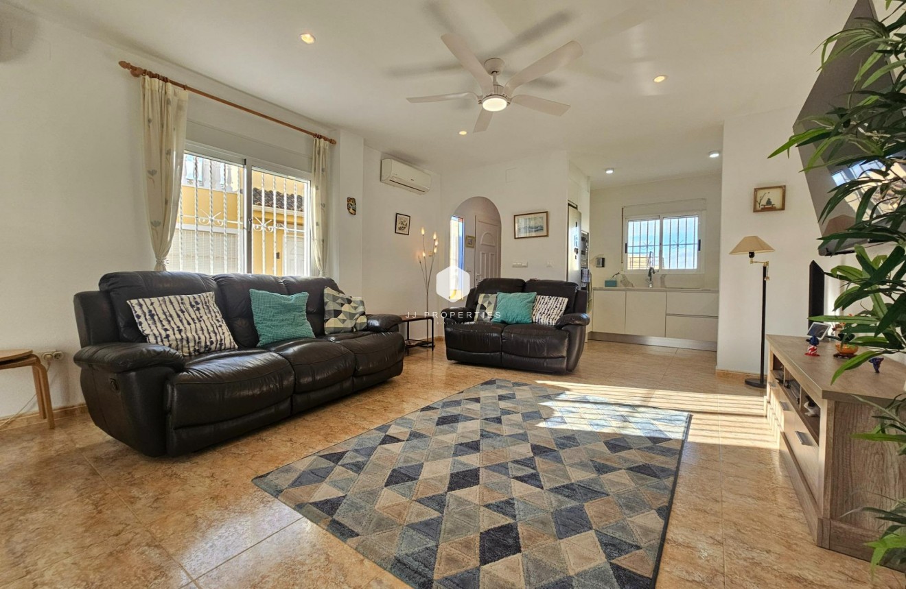 D'occasion - Villa -
Benijofar - Benimar 3