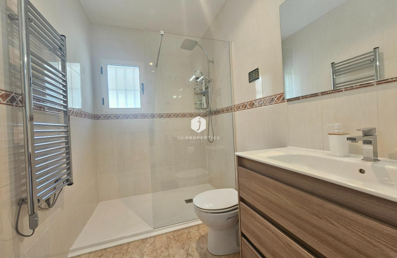 D'occasion - Villa -
Benijofar - Benimar 3