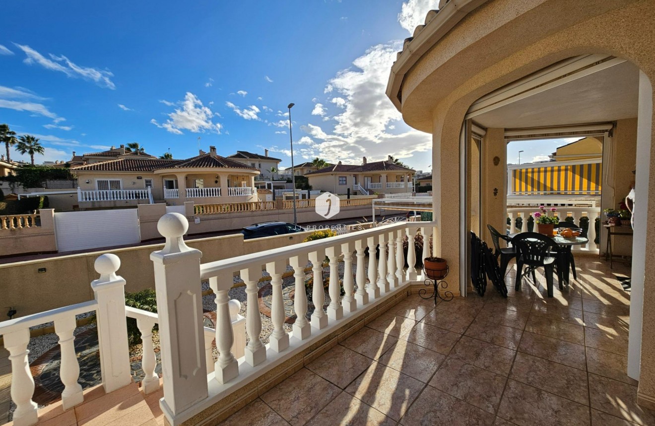 D'occasion - Villa -
Benijofar - Benimar 3