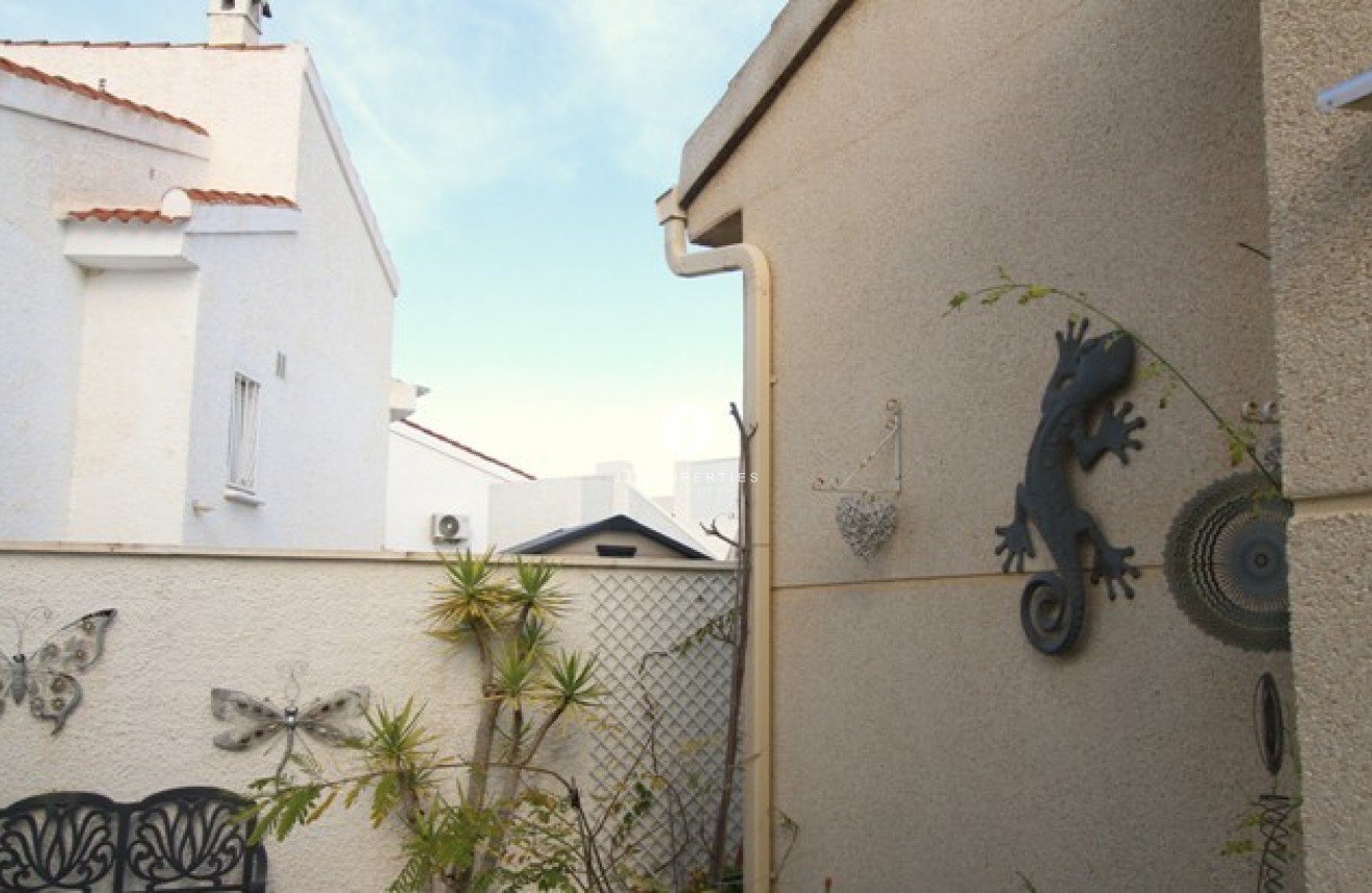 Segunda mano - Villa -
Ciudad Quesada - Costa Blanca