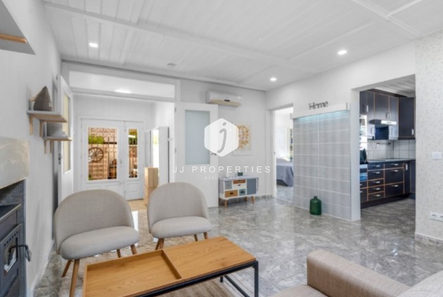 Aus zweiter Hand - Villa -
Rojales - Inland