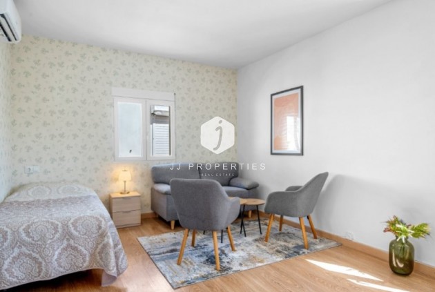 Aus zweiter Hand - Villa -
Rojales - Inland