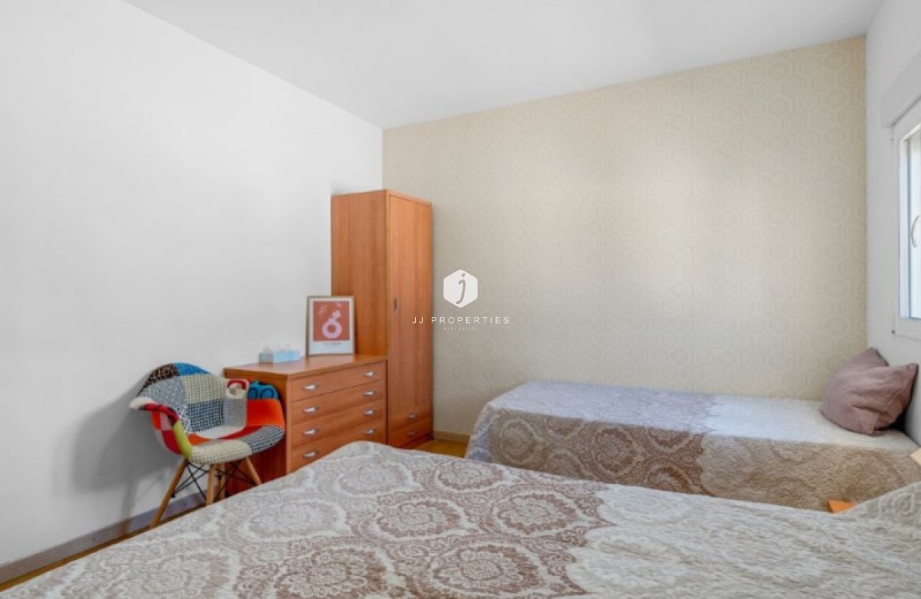 Aus zweiter Hand - Villa -
Rojales - Inland