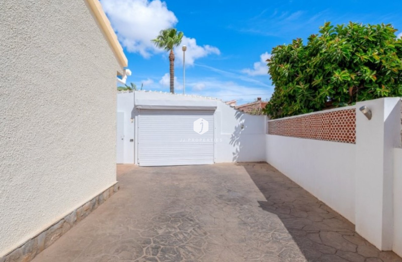 Aus zweiter Hand - Villa -
Rojales - Inland