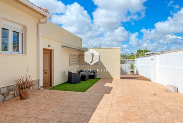 Aus zweiter Hand - Villa -
Rojales - Inland