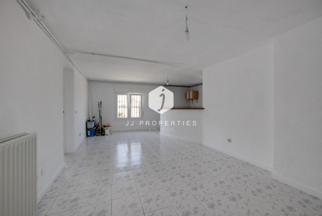 Aus zweiter Hand - Villa -
Torrevieja - La Siesta - El Salado - Torreta