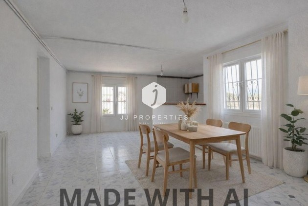 Aus zweiter Hand - Villa -
Torrevieja - La Siesta - El Salado - Torreta