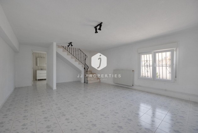 Aus zweiter Hand - Villa -
Torrevieja - La Siesta - El Salado - Torreta