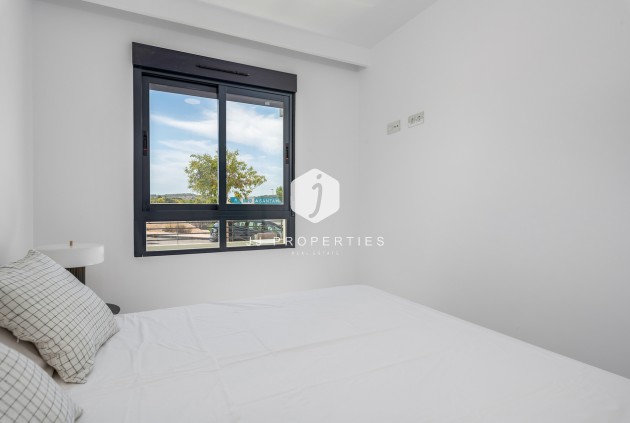 Aus zweiter Hand - Wohnung -
San Miguel de Salinas - Inland