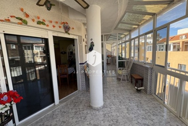 Z drugiej ręki - Mieszkanie w bloku -
Torrevieja - Costa Blanca