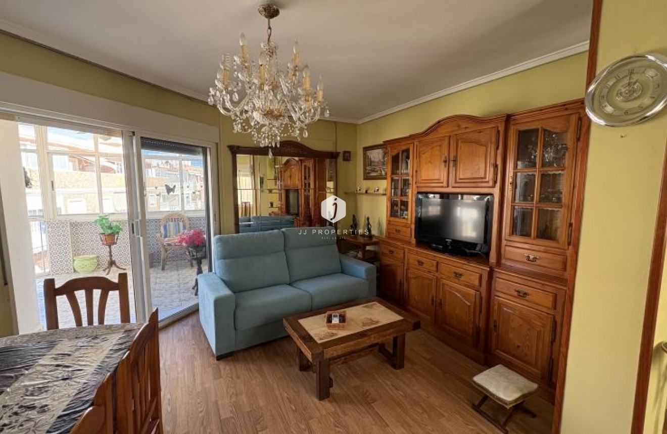 Z drugiej ręki - Mieszkanie w bloku -
Torrevieja - Costa Blanca