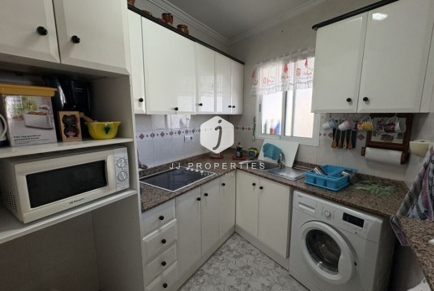 Z drugiej ręki - Mieszkanie w bloku -
Torrevieja - Costa Blanca