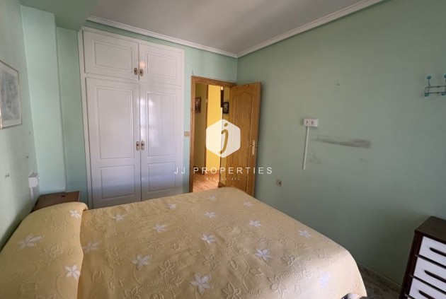 Z drugiej ręki - Mieszkanie w bloku -
Torrevieja - Costa Blanca