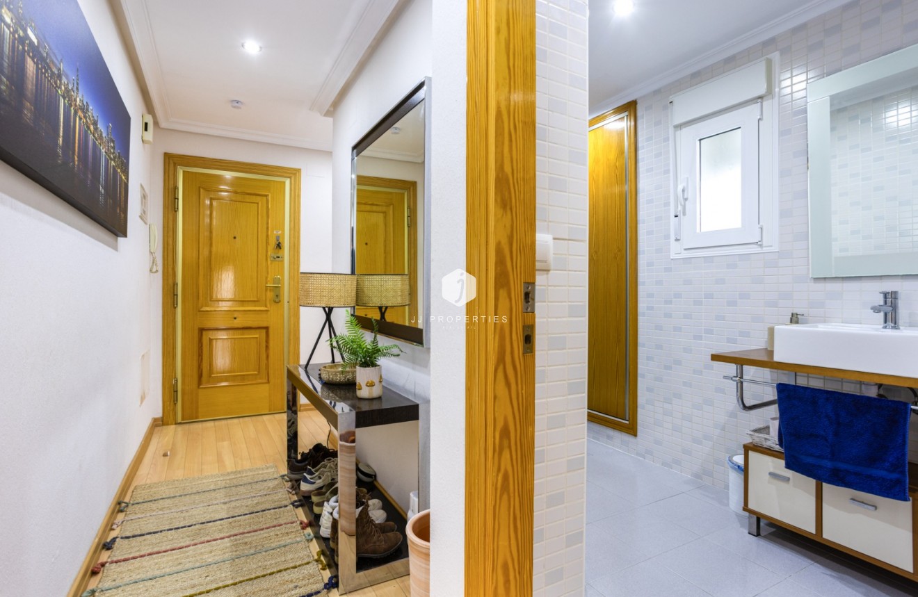 Z drugiej ręki - Mieszkanie w bloku -
Los Montesinos - Costa Blanca