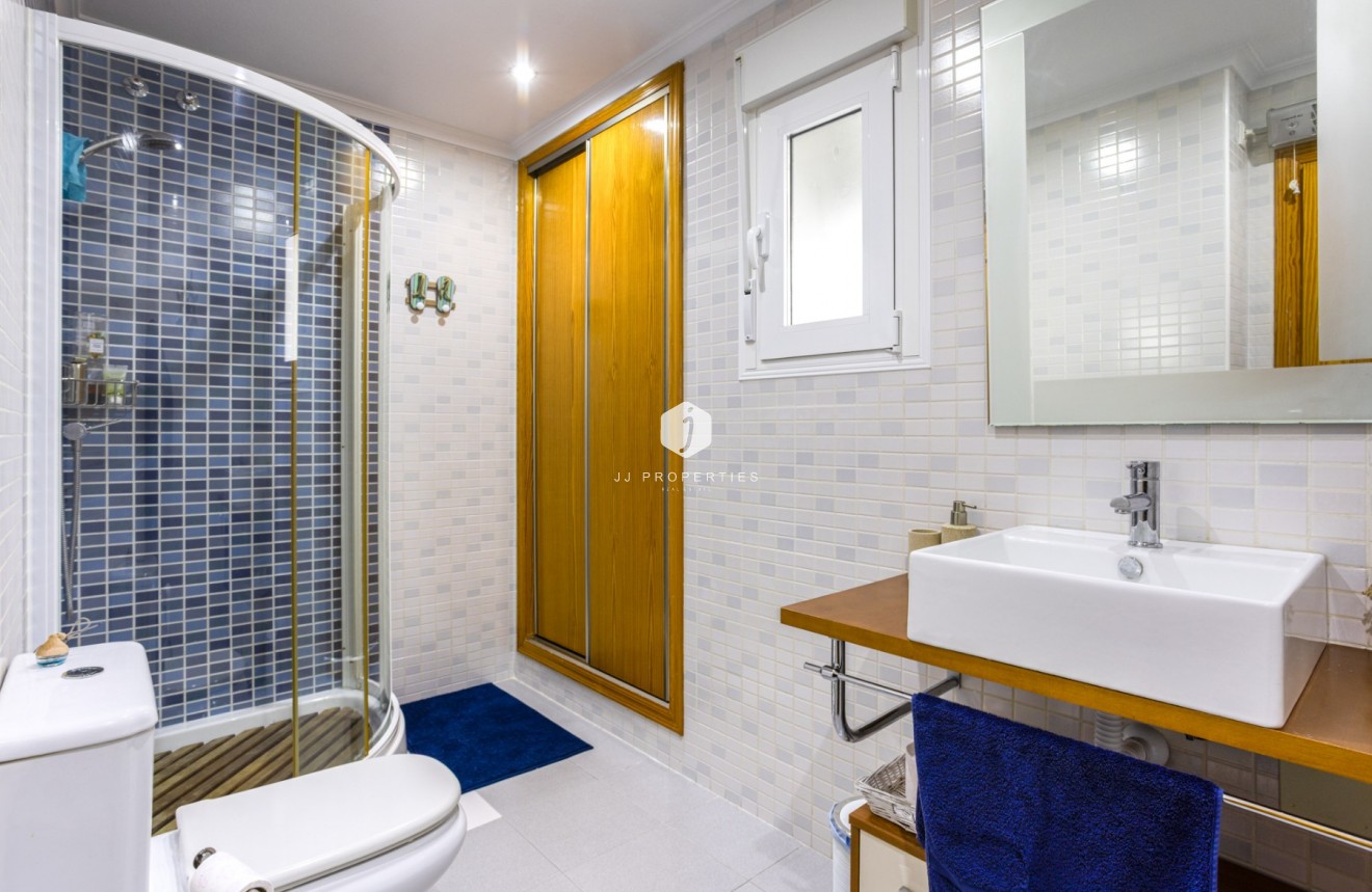 Z drugiej ręki - Mieszkanie w bloku -
Los Montesinos - Costa Blanca