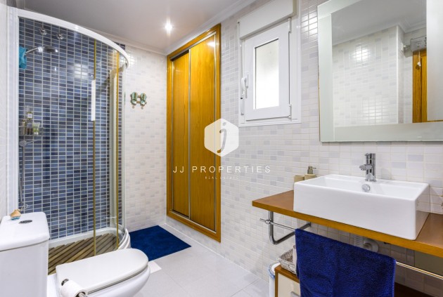 Z drugiej ręki - Mieszkanie w bloku -
Los Montesinos - Costa Blanca