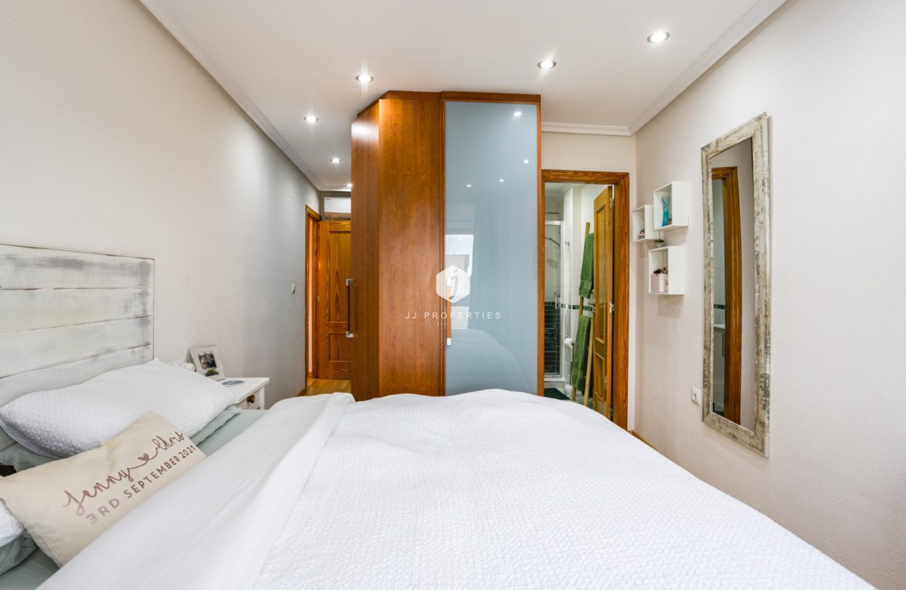 Z drugiej ręki - Mieszkanie w bloku -
Los Montesinos - Costa Blanca